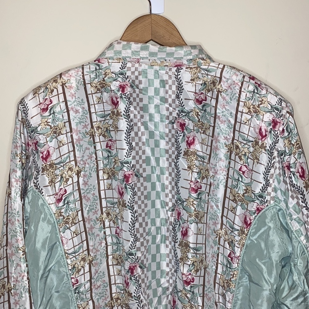 VINTAGE Hunt Club Light Green Floral Jacket 100% Silk Size Large - Picture 8 of 11